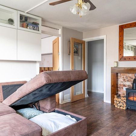 Lovely 1-Bedroom Property With Balcony In West End Glasgow Exteriör bild