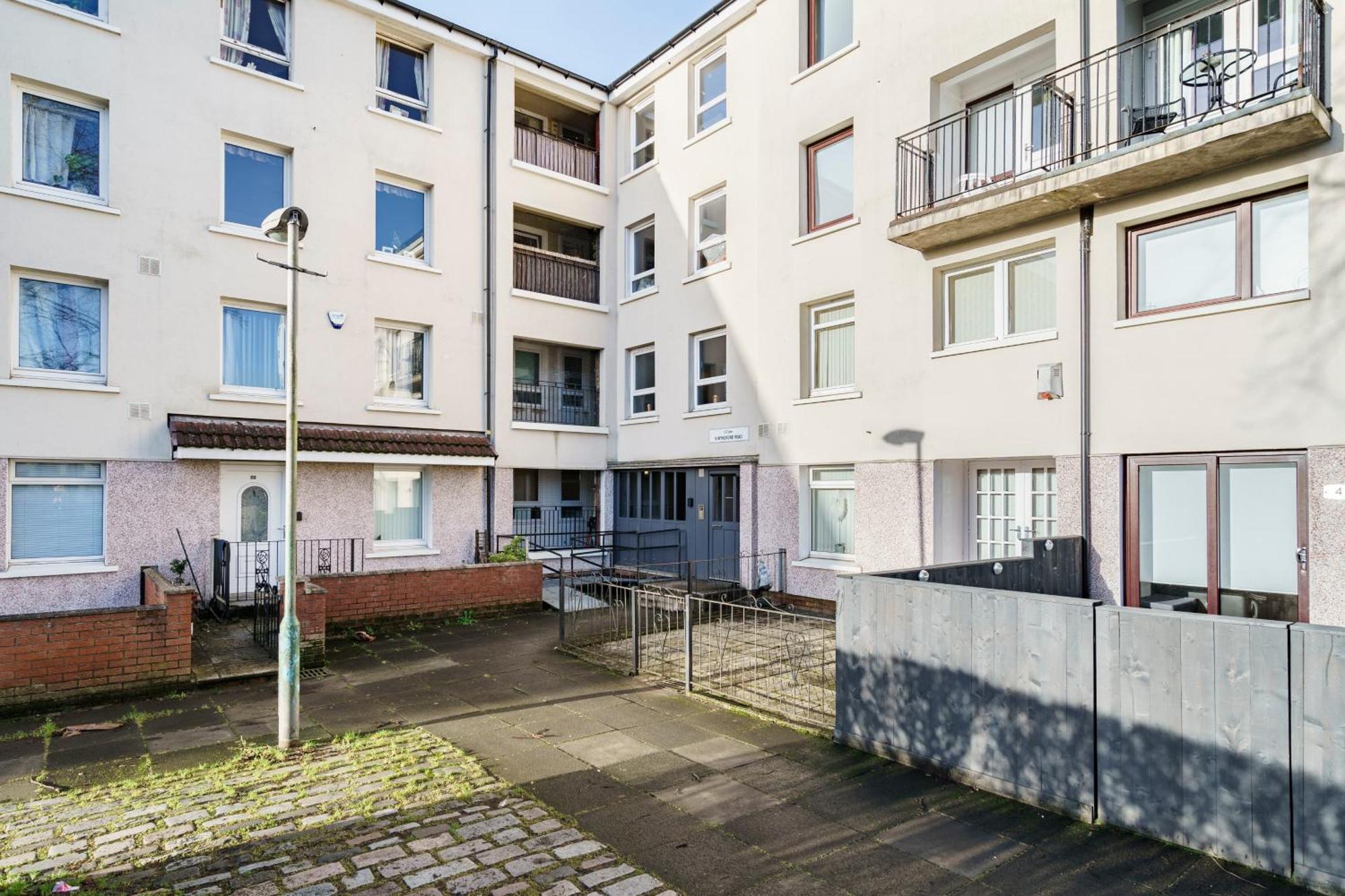 Lovely 1-Bedroom Property With Balcony In West End Glasgow Exteriör bild